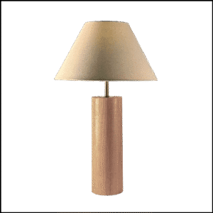 Com design nórdico contemporâneo, o Abajur Lightwood High é a perfeita fusão entre minimalismo e sofisticação. Sua base cilíndrica alta é confeccionada em madeira maciça de Carvalho Europeu com acabamento em tom claro, enriquecida com detalhes em latão dourado polido que adicionam um toque de requinte. A cúpula translúcida em linho cru suaviza a luz, criando uma atmosfera acolhedora e confortável para qualquer ambiente.