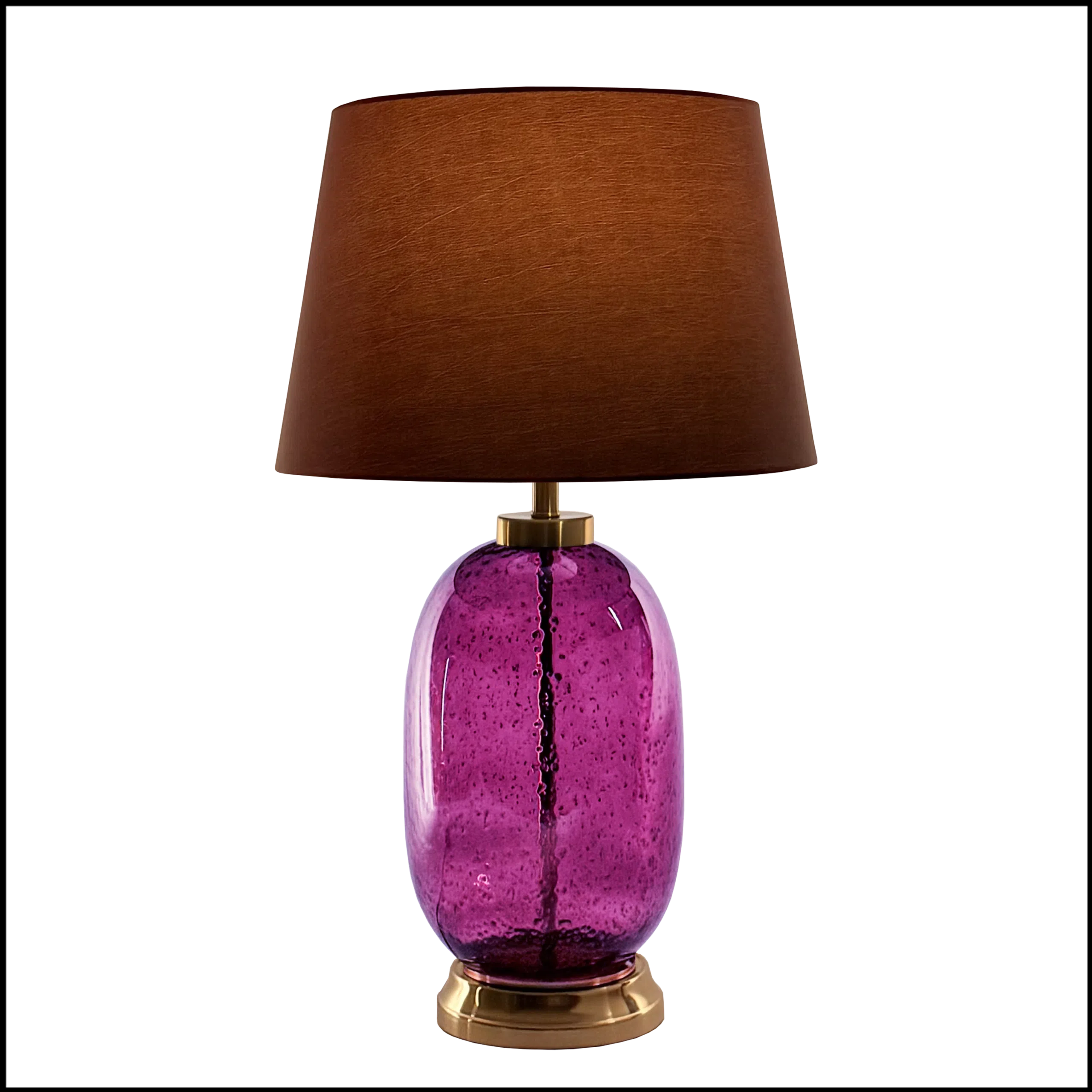 Abajur purpleglass em vidro artesanal na cor púrpura, cada peça é única e exclusiva, com detalhes em metal bronze e pantalha opaca em tecido algodão mercerizado na cor bronze
