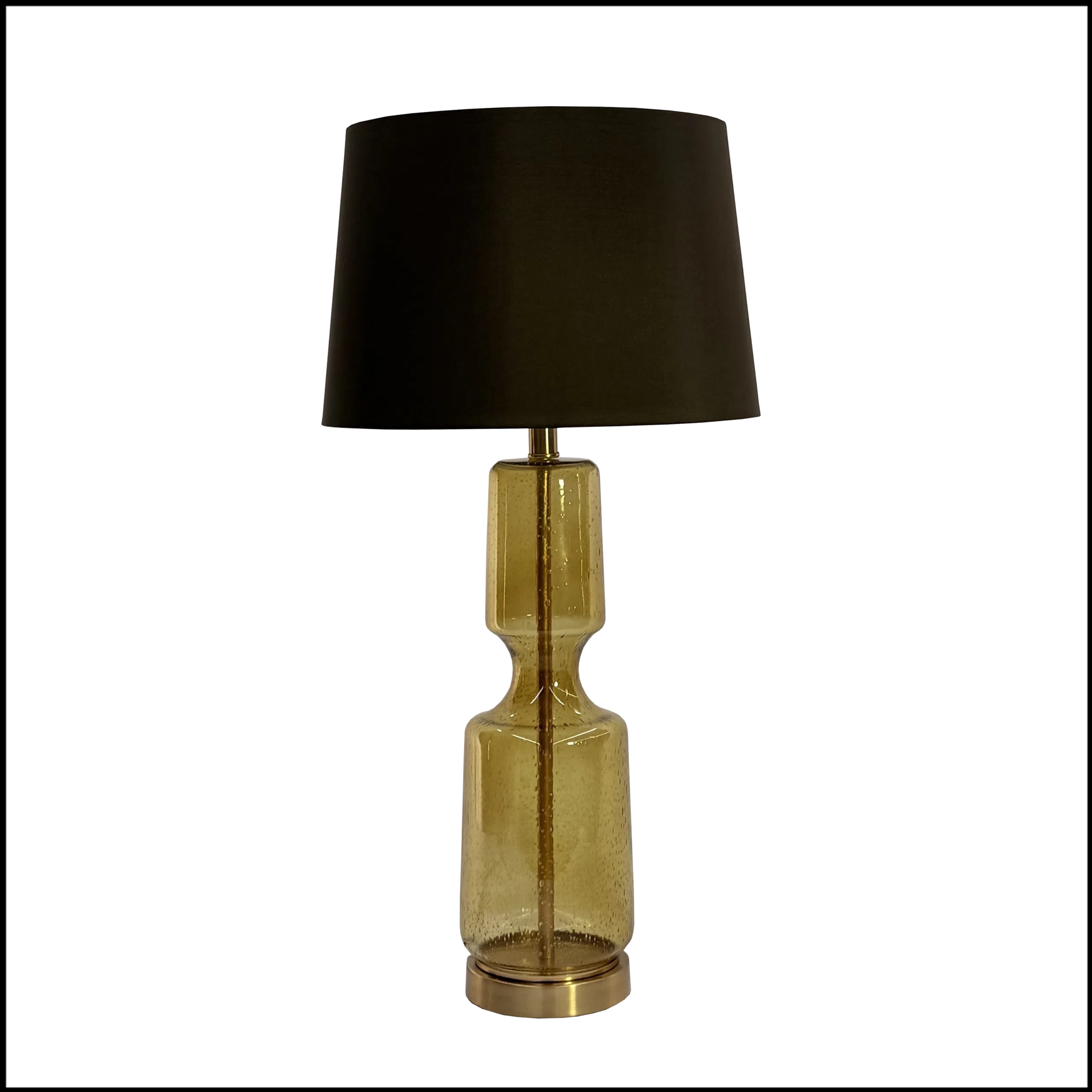 Abajur em vidro artesanal na cor bronze, cada peça é única e exclusiva, com detalhes em metal bronze e pantalha opaca em tecido algodão mercerizado na cor marrom
