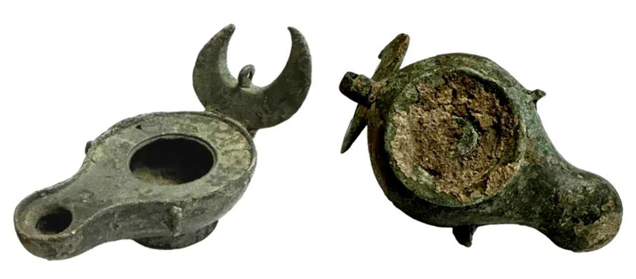 Lampadaria | Um pouco da história dos abajures 7 Romana em bronze02